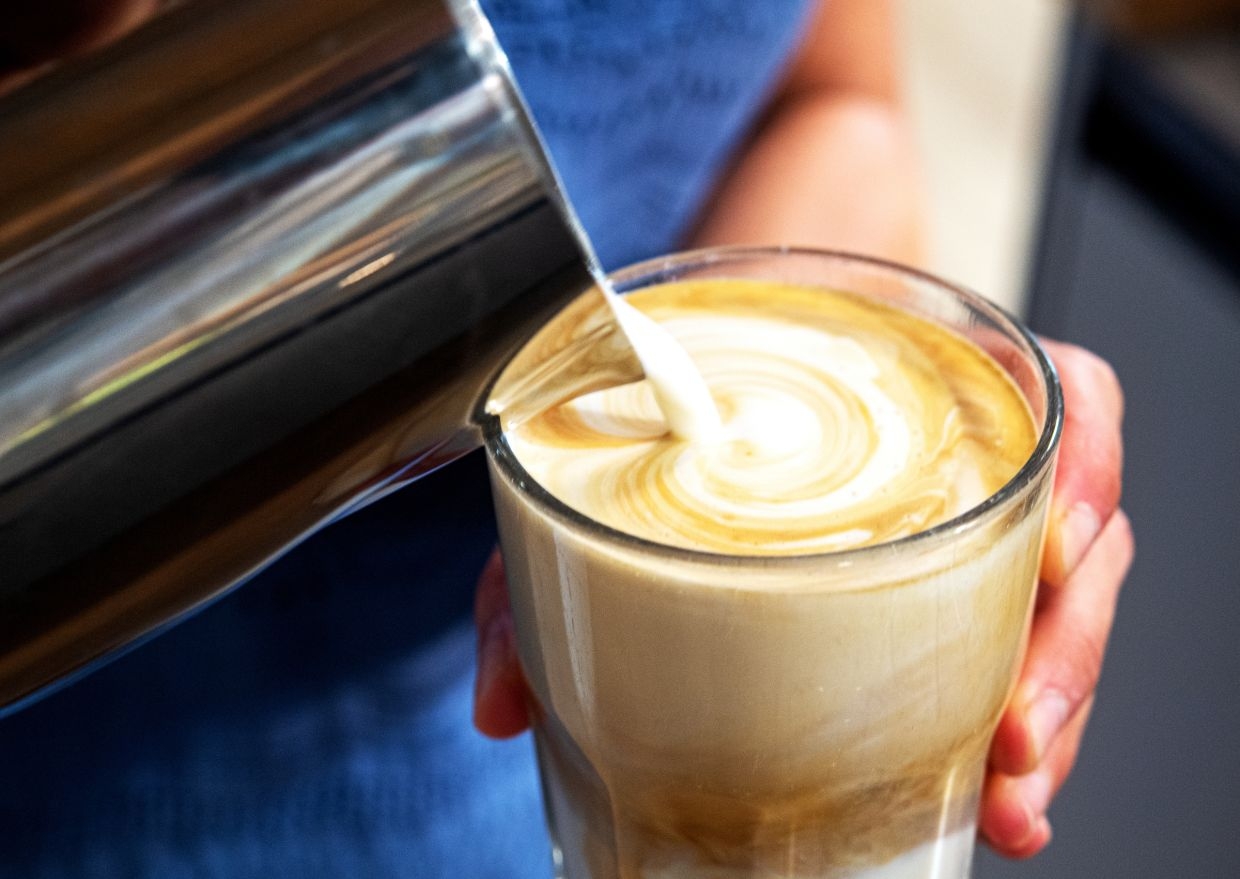 Coffee helps with healthy ageing, but cola could be a problem: Study