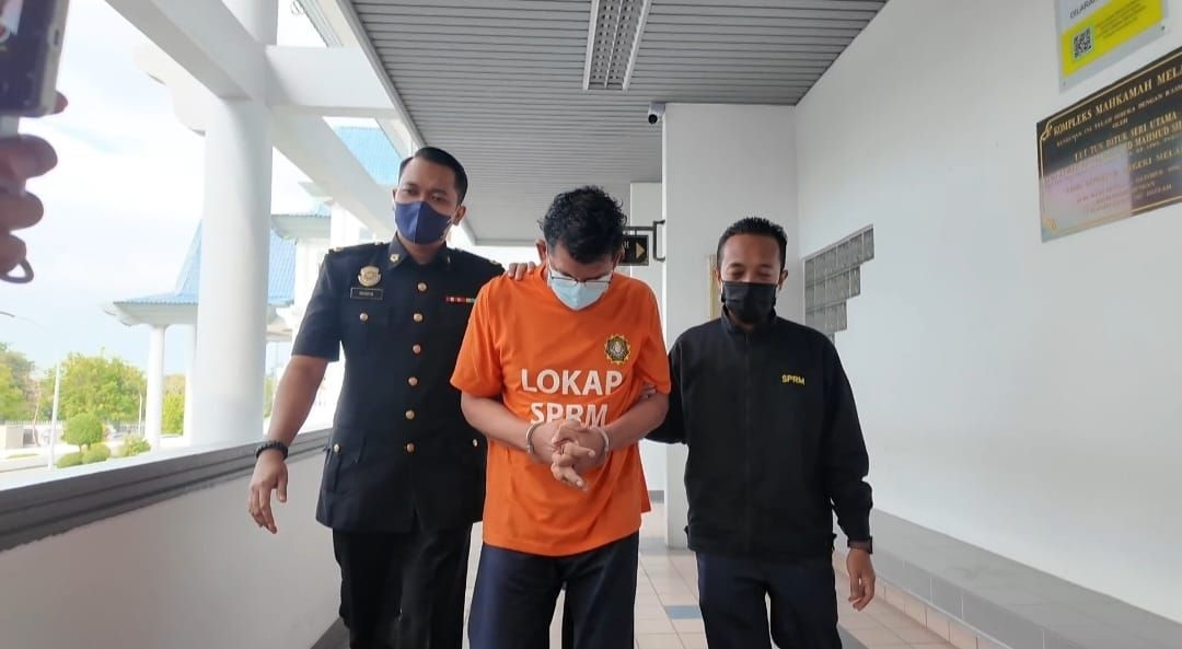 Former Melaka local authority finance director remanded over misuse of RM50mil
