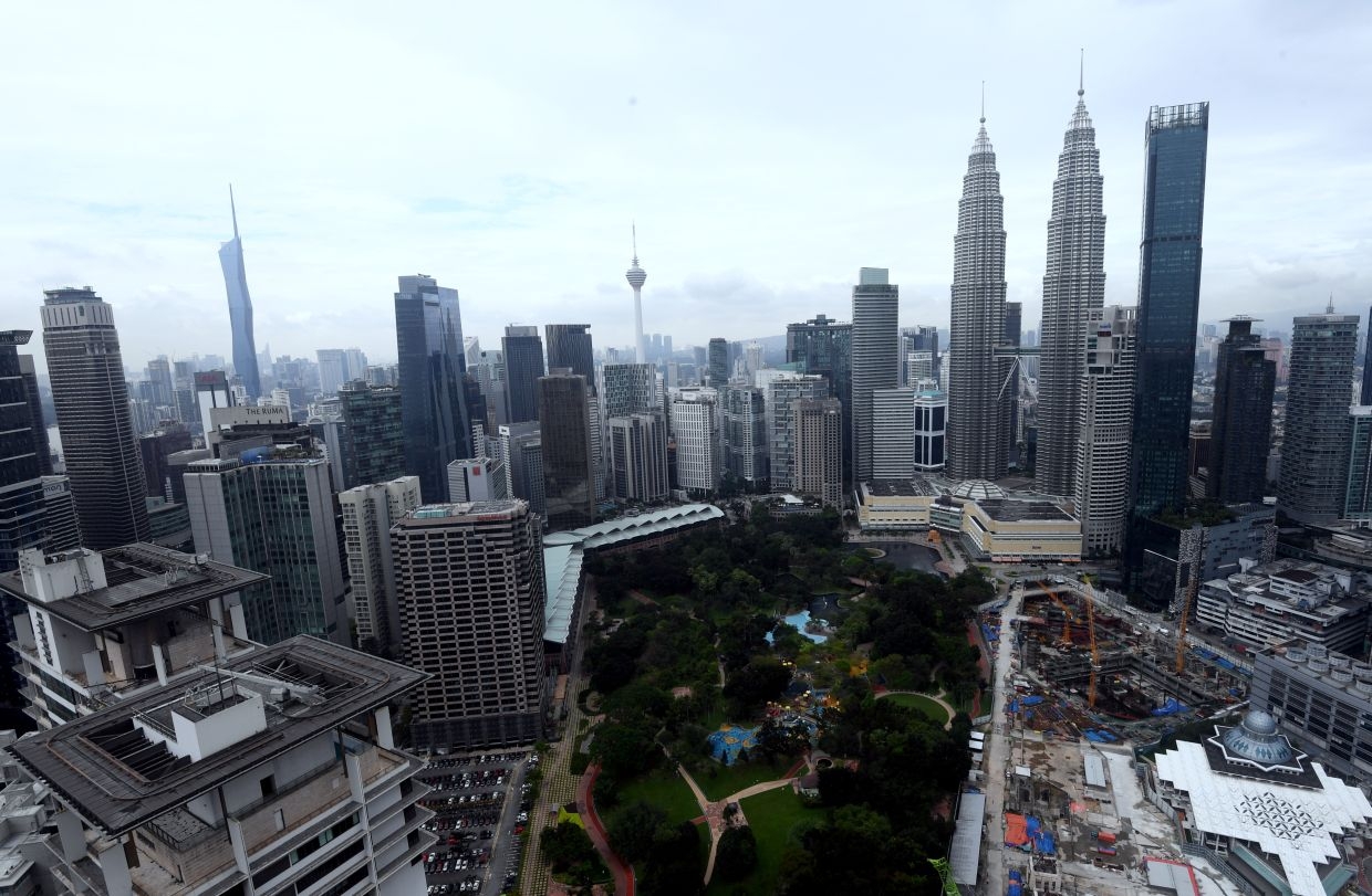 'Economy grew better than expected', PM defends reforms