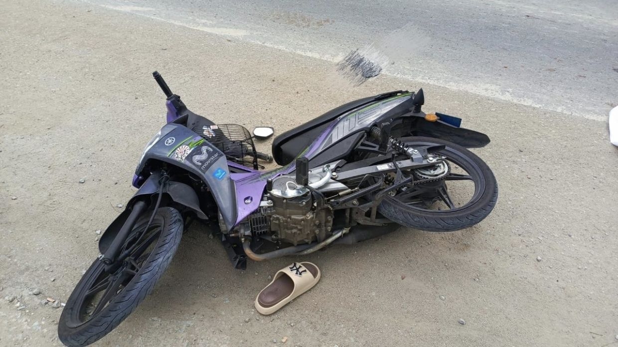 Accident claims life of 14-year-old pillion rider in Ulu Tiram