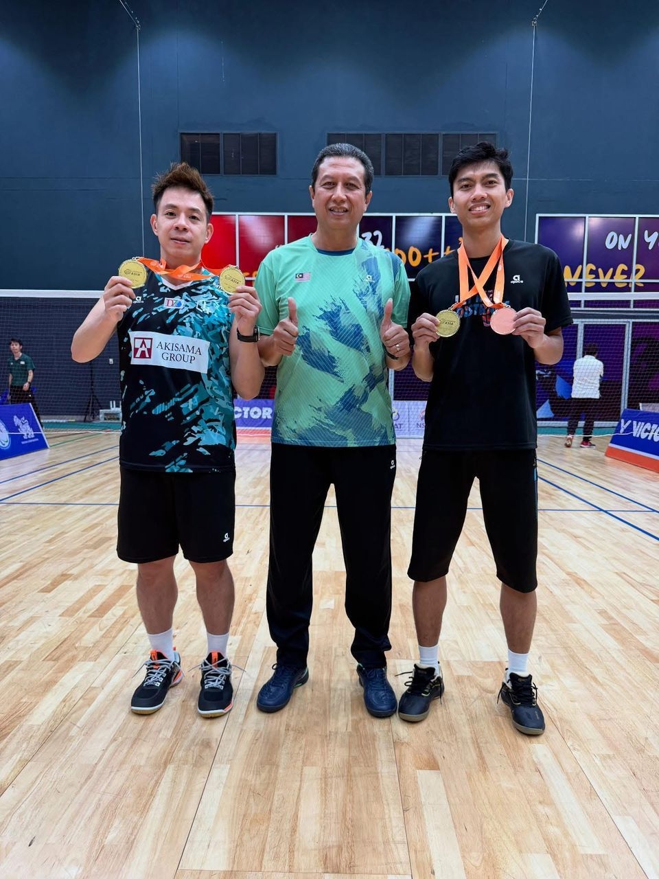 Liek Hou battles pain to regain Asian singles para title after 13 years