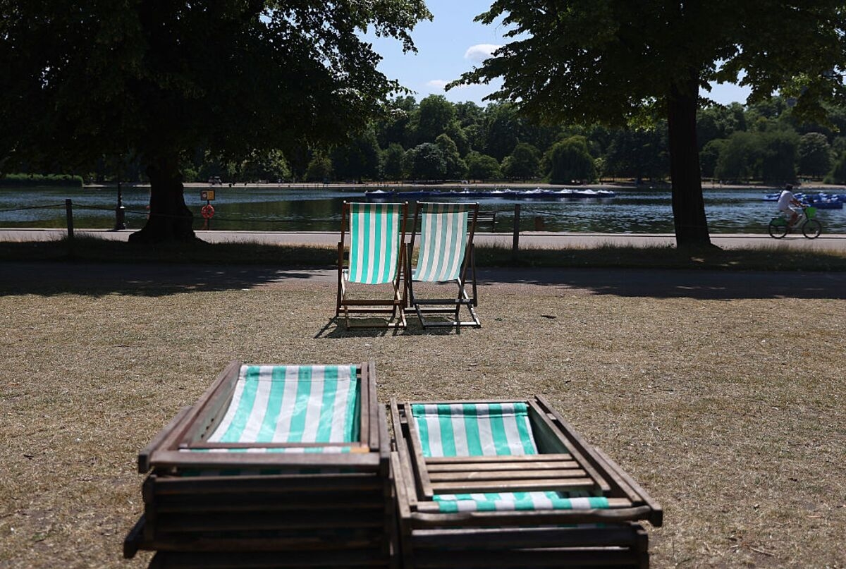 UK Heat Wave to Make It Harder to Sleep as Health Alerts Raised
