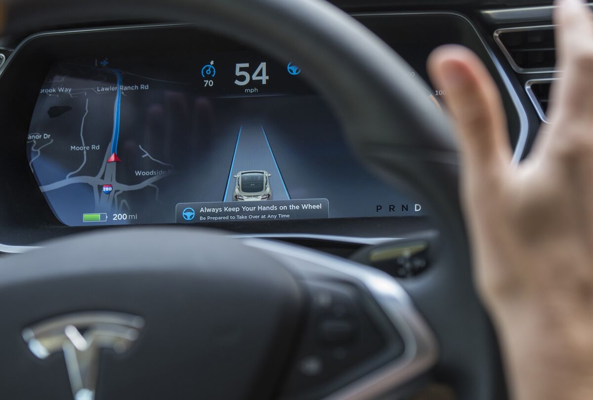China Boosts Tesla Self-Driving Plan With Car-Data Export Rules