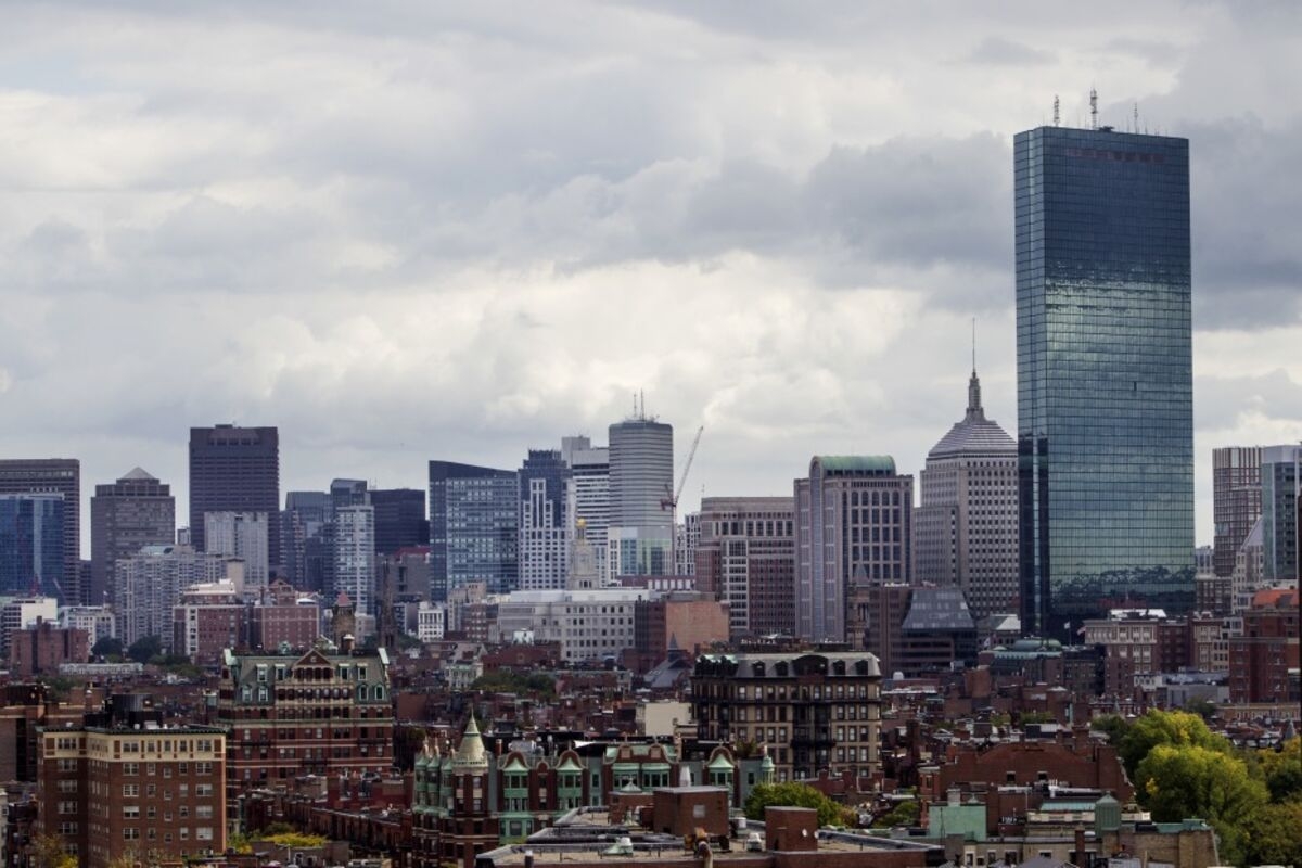 Mutual Fund Giant Wellington Looks to Break Into Business of Buying, Selling PE Stakes