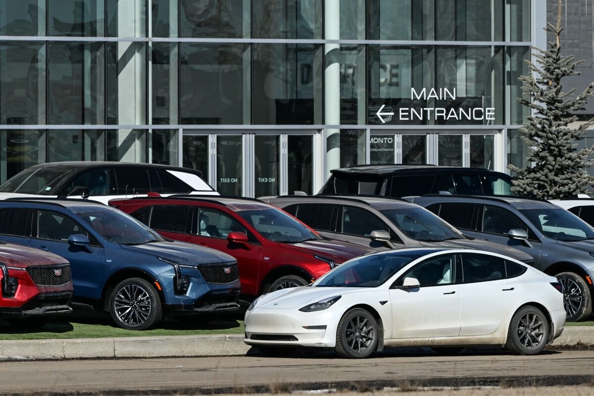 Canada Retail Sales Fell 1.1% in May, Largest Drop in a Year