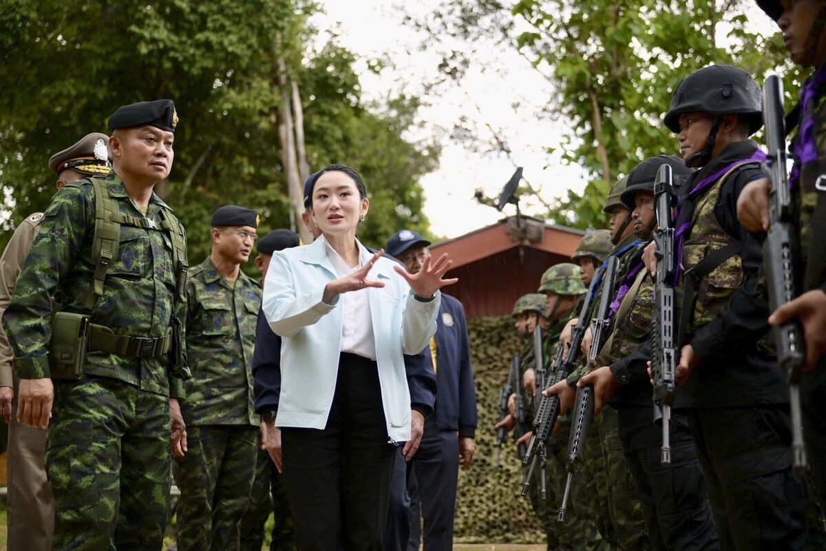 Thai PM Visits Troops as Rivals Plan Protests for Her Ouster