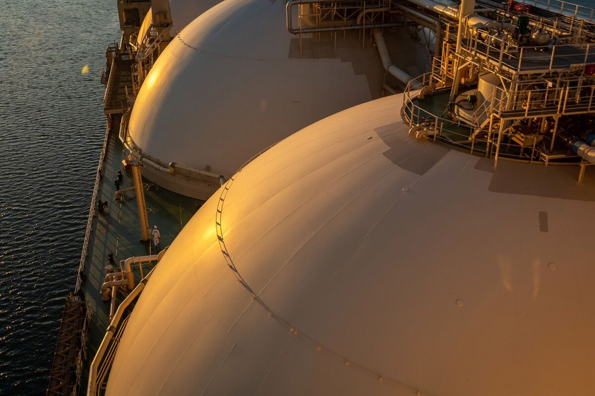 IEA Sees Bargains in $100 Billion LNG Clean-Up Proposal