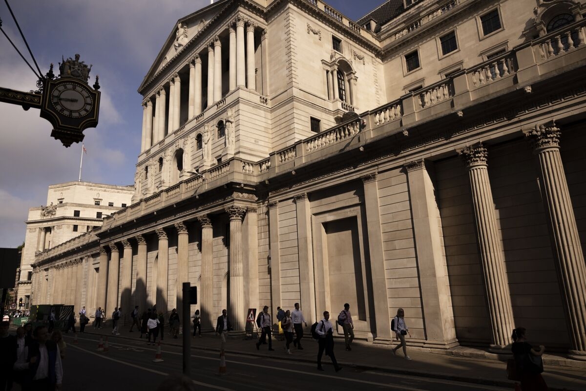 Bank of England's Finances Squeezed in Wake of Bernanke Reforms
