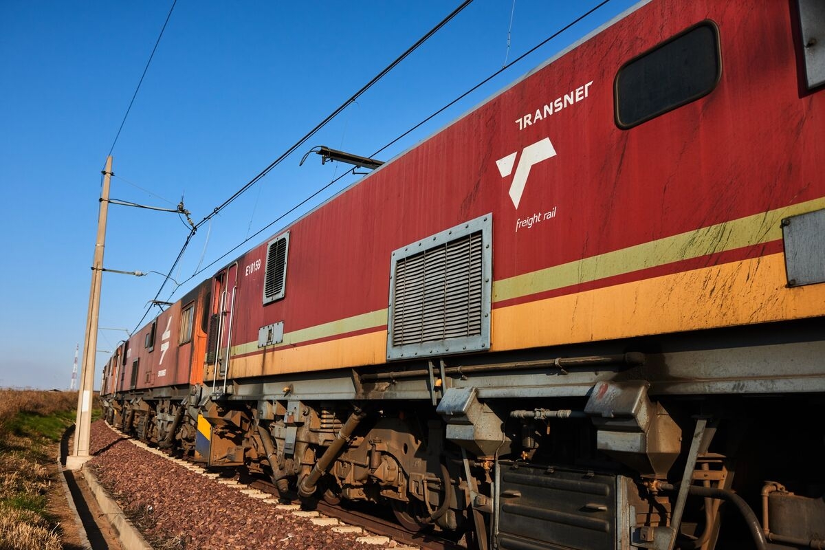 South Africa to Give Transnet More Guarantees to Settle Debt
