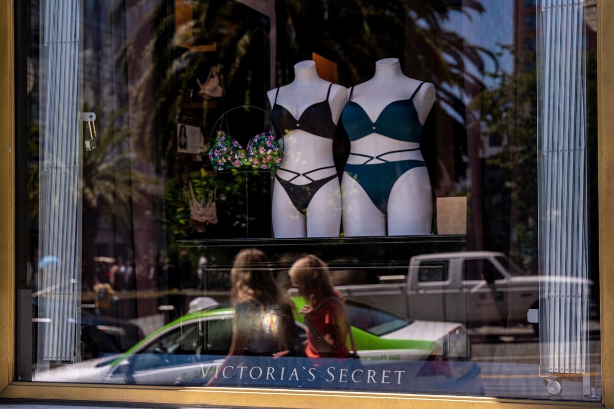 Victoria's Secret Pressured by Another Investor Urging Changes