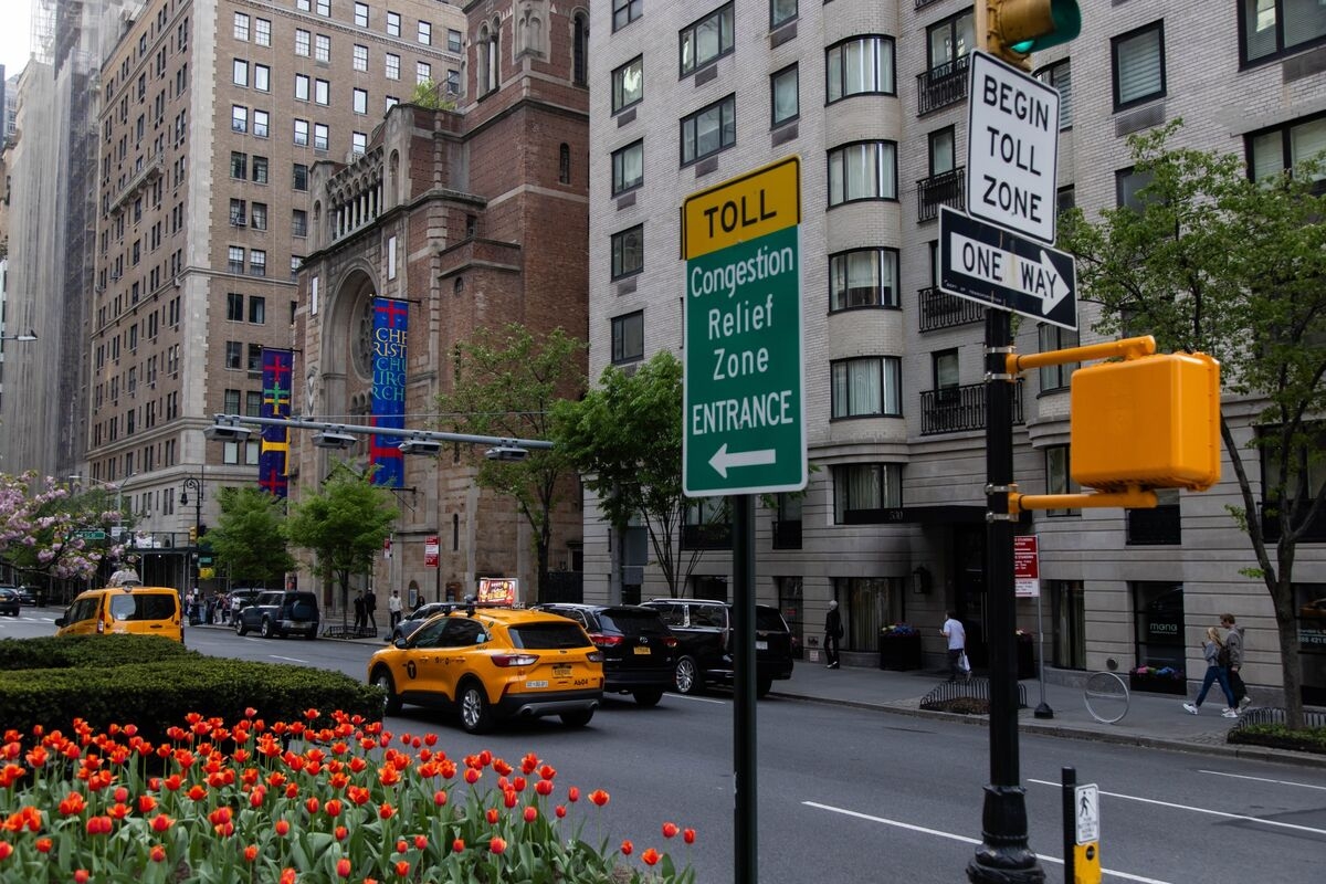 NYC's Congestion Toll Slashes Traffic Jams in Manhattan by 25%