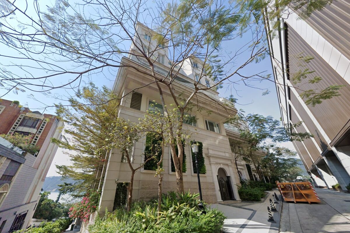 Hong Kong Developer Sells $69 Million Luxury House at a Loss