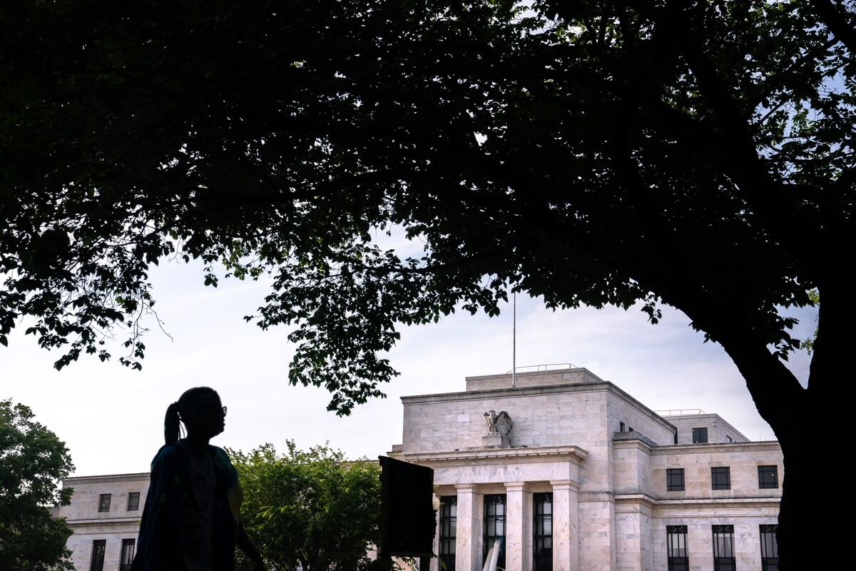 Fed Officials Hold Rates Again, Still See Two Cuts by Year End