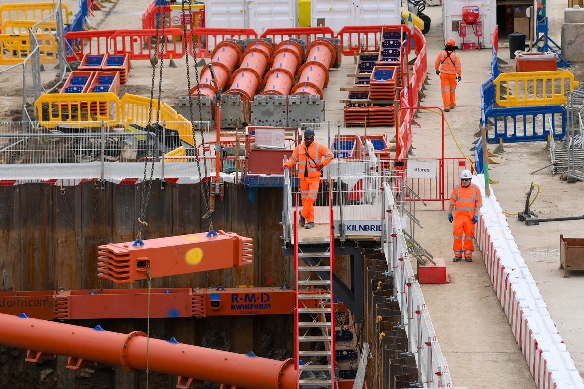 UK's High-Speed Railway Project to Be Delayed as the Cost Rises