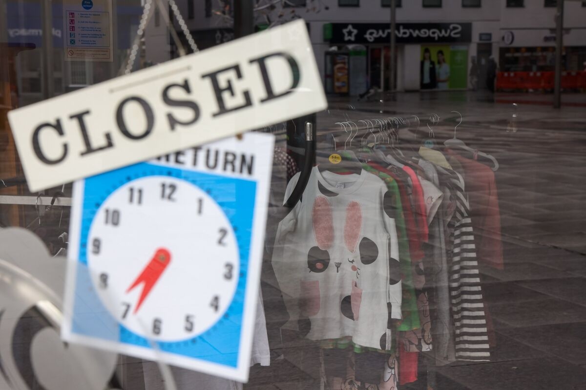 Insolvencies Jump to 11-Month High as UK's Tax Hikes Take Toll