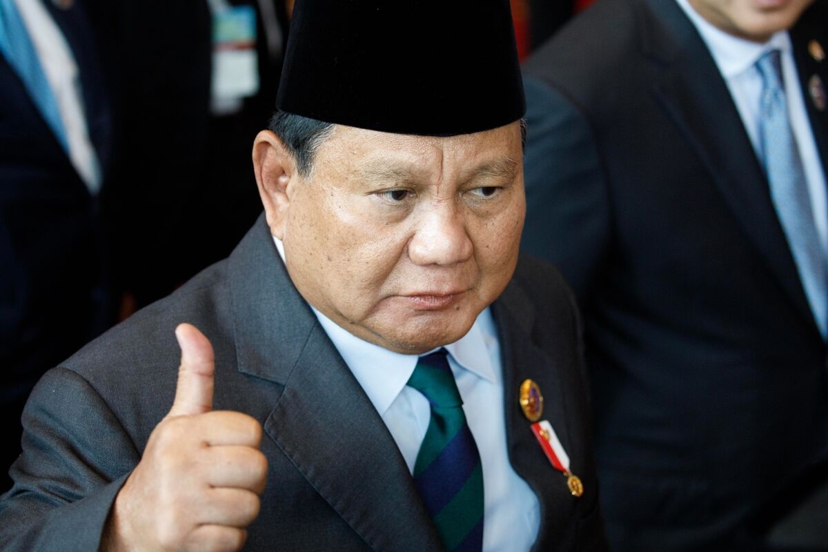 Indonesia's Prabowo to Visit Putin, Skip Carney G-7 Meeting