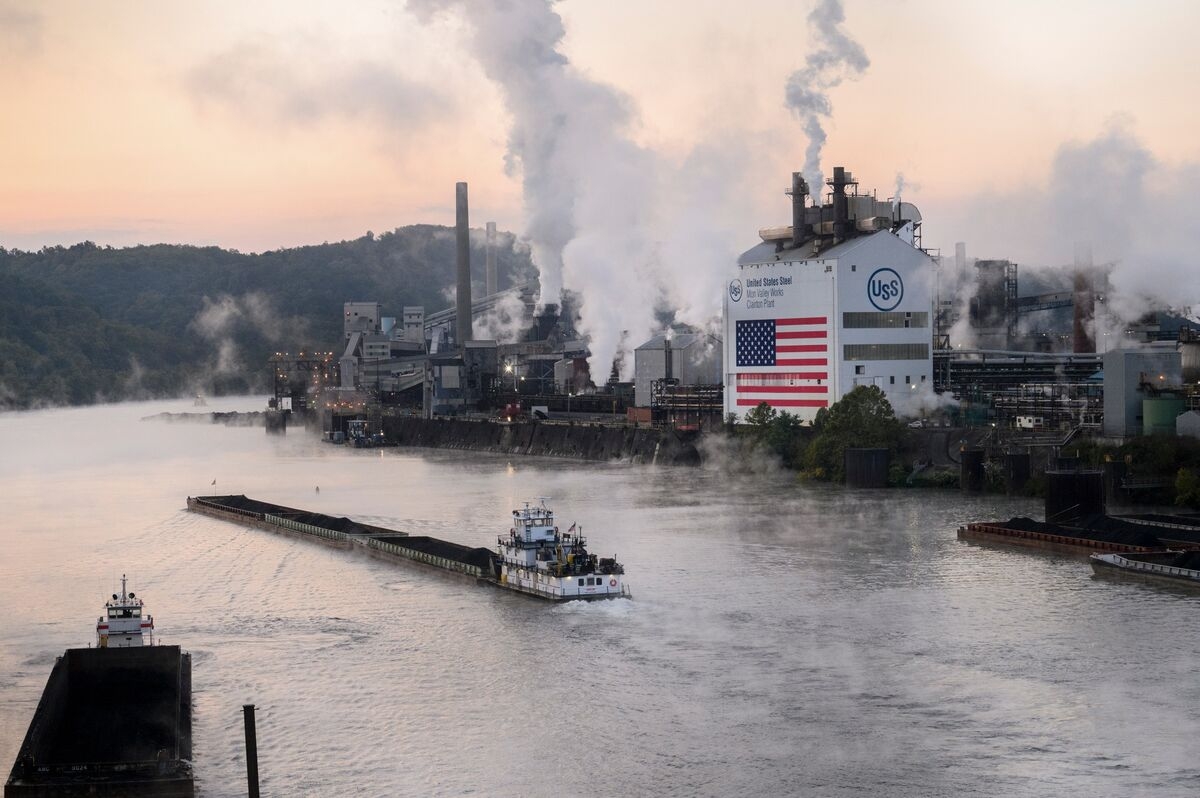 Trump to Meet US Steel CEO, as Nippon Steel Holds Out Deal Hope
