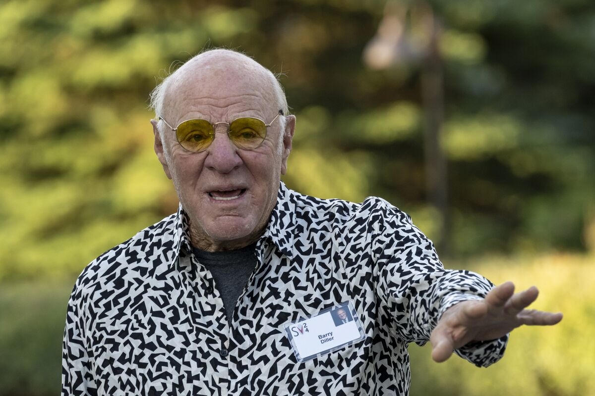 Trump Holds ‘Guillotine' Over Redstone's Neck, Barry Diller Says