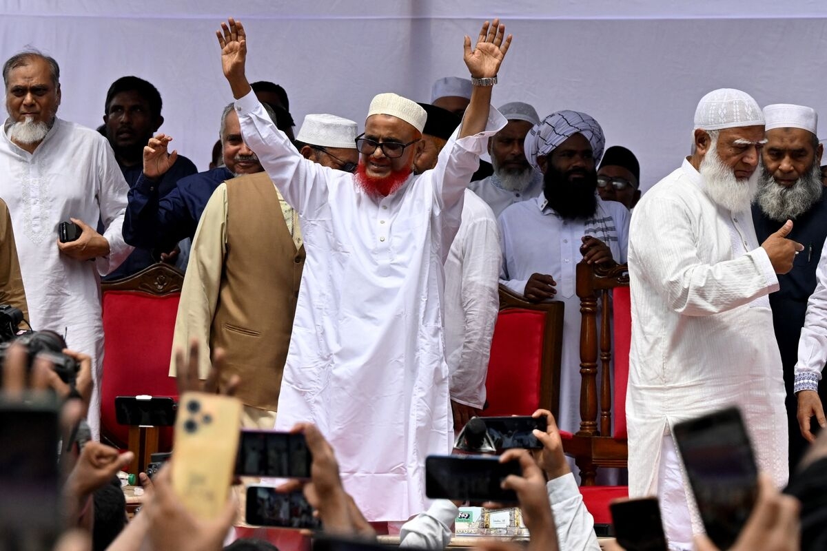 Bangladesh Islamist Party Set For Comeback as Court Removes Ban