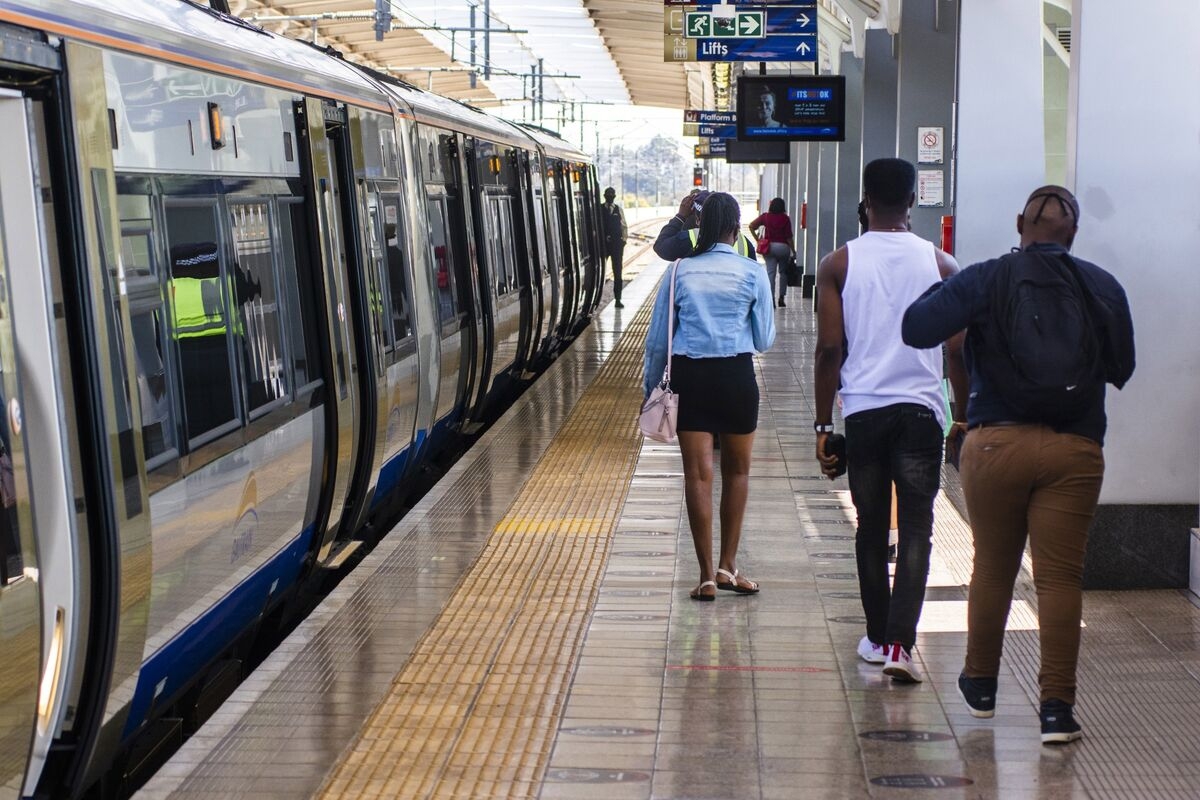 South Africa Statistics Chief Defends Jobless-Data Calculations
