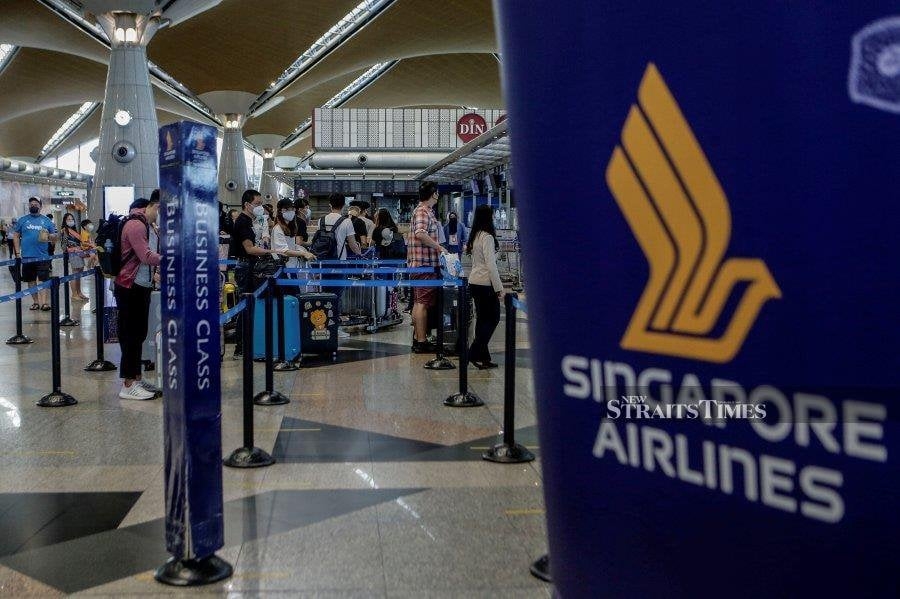 Passenger sues Singapore Airlines after suffering severe allergic reaction mid-flight