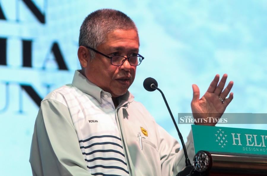 PWD reviewing PCA report before carrying out East-West Highway repairs
