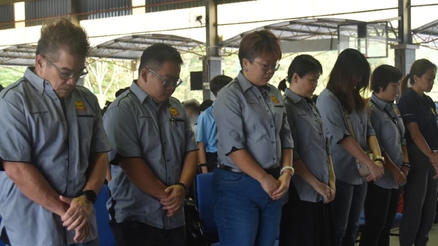 School holds memorial for teacher found dead in her home