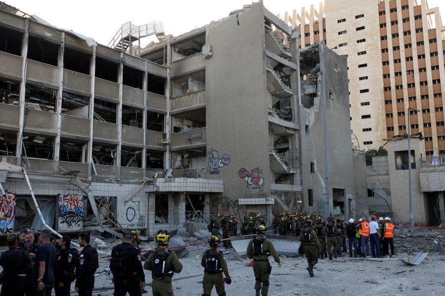 Iran, Israel launch new attacks after Tehran rules out nuclear talks
