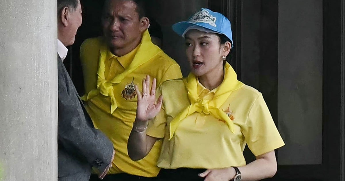 Thai PM scrambles to save coalition after military fallout