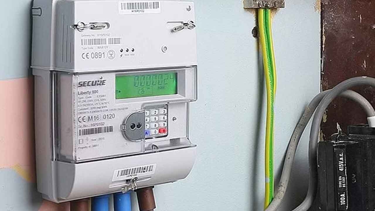 Bengaluru: BESCOM Clarifies Smart Meter Rule After PIL Alleges Forced Installations