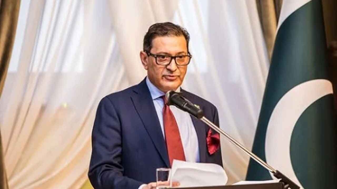 Pak issues nuclear threat to India