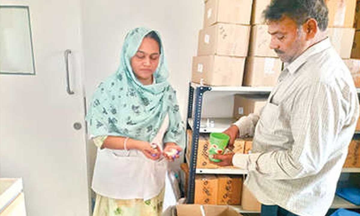 District immunisation officer reviews vaccination drive