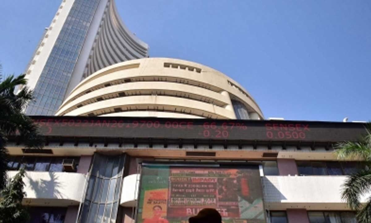 Sensex, Nifty end lower over profit booking