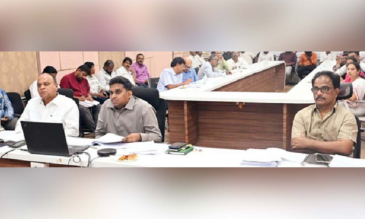 Naidu alone can eradicate poverty: Vemireddy