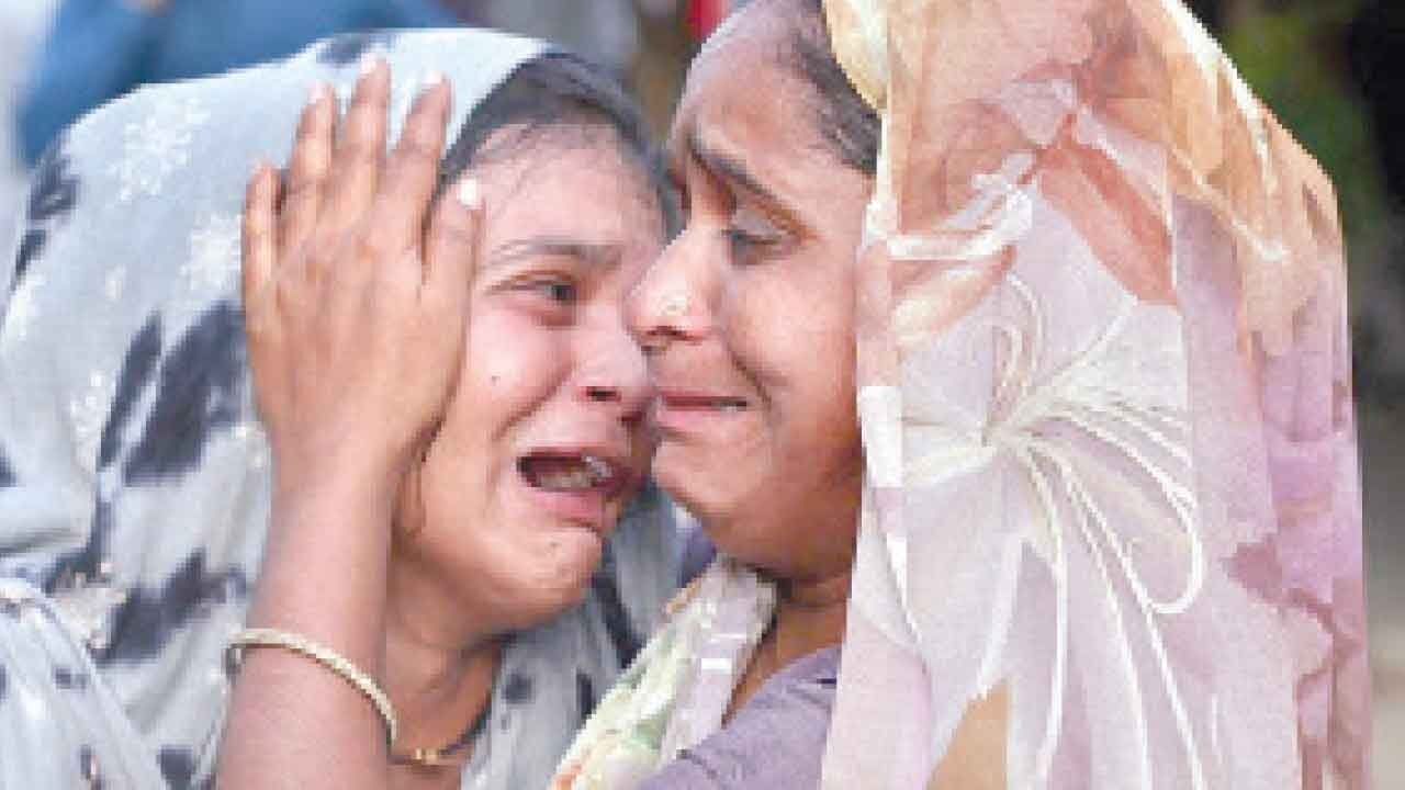 AI crash: Bedridden dad not informed of daughter's death
