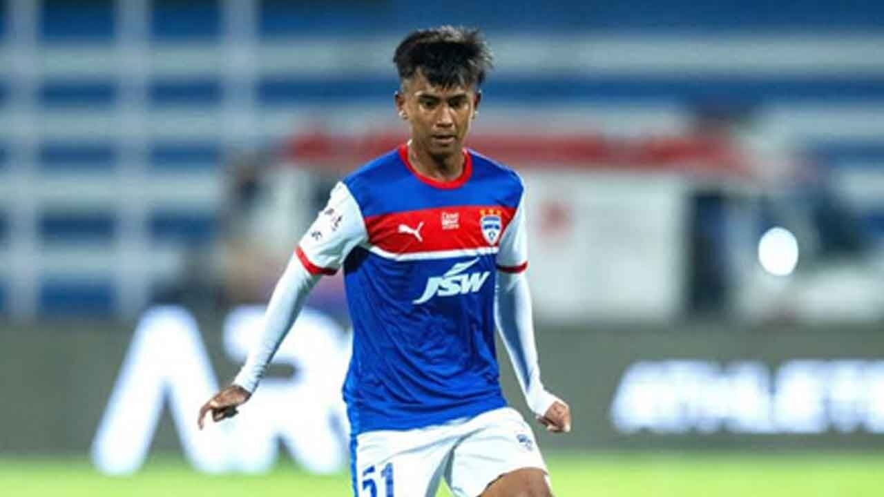 Shivaldo Singh extends Bengaluru FC deal until 2028