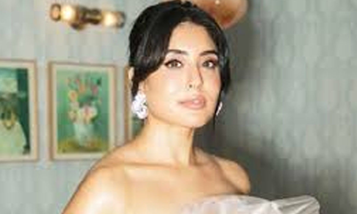 Special to be on set where women aren't just in front of the camera: Kritika on Anusha Rizvi's film