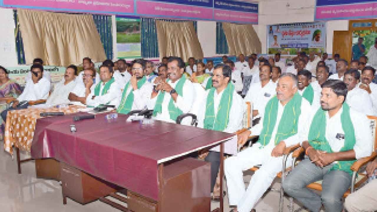 Rs 95.53 cr Rythu Bharosa funds credited to Wanaparthy farmers