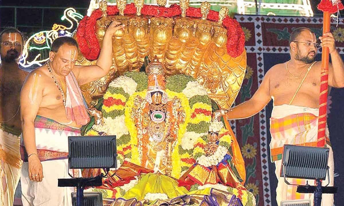 Sri Sundararaja Swamy Avatara Mahotsavams commence