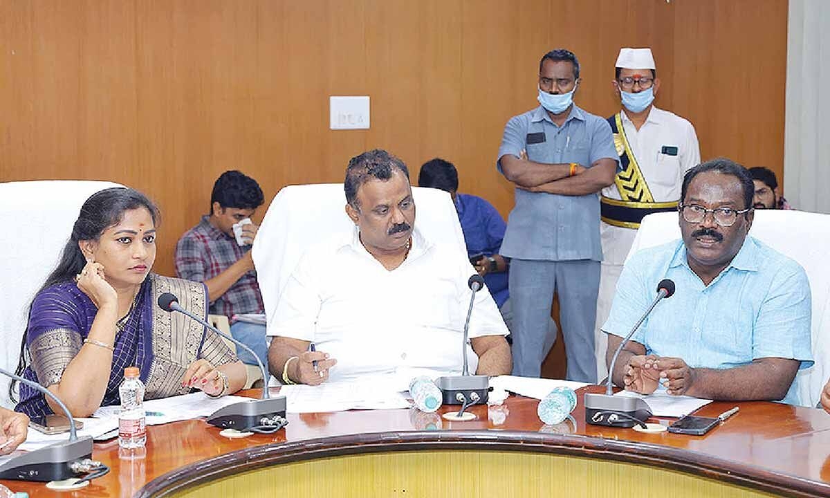 HM seeks people's support for success of ‘Yogandhra'