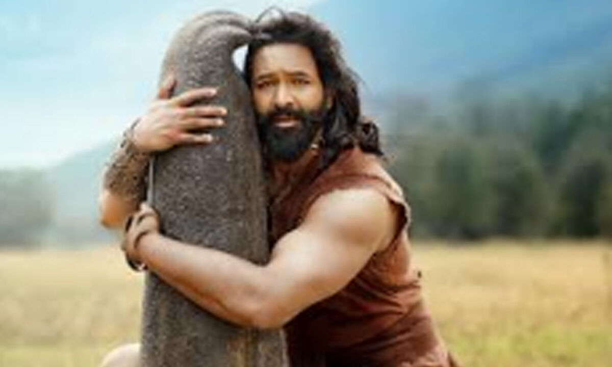 Namaskaram to all Telugu cinema lovers, to people of all communities, and especially to my Brahmin friends...!