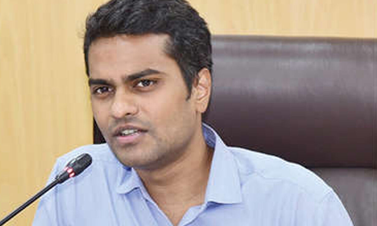 Media crucial in boosting voter turnout: ECI