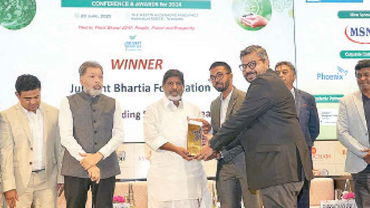 Bhatti chants ‘lift-all' development mantra