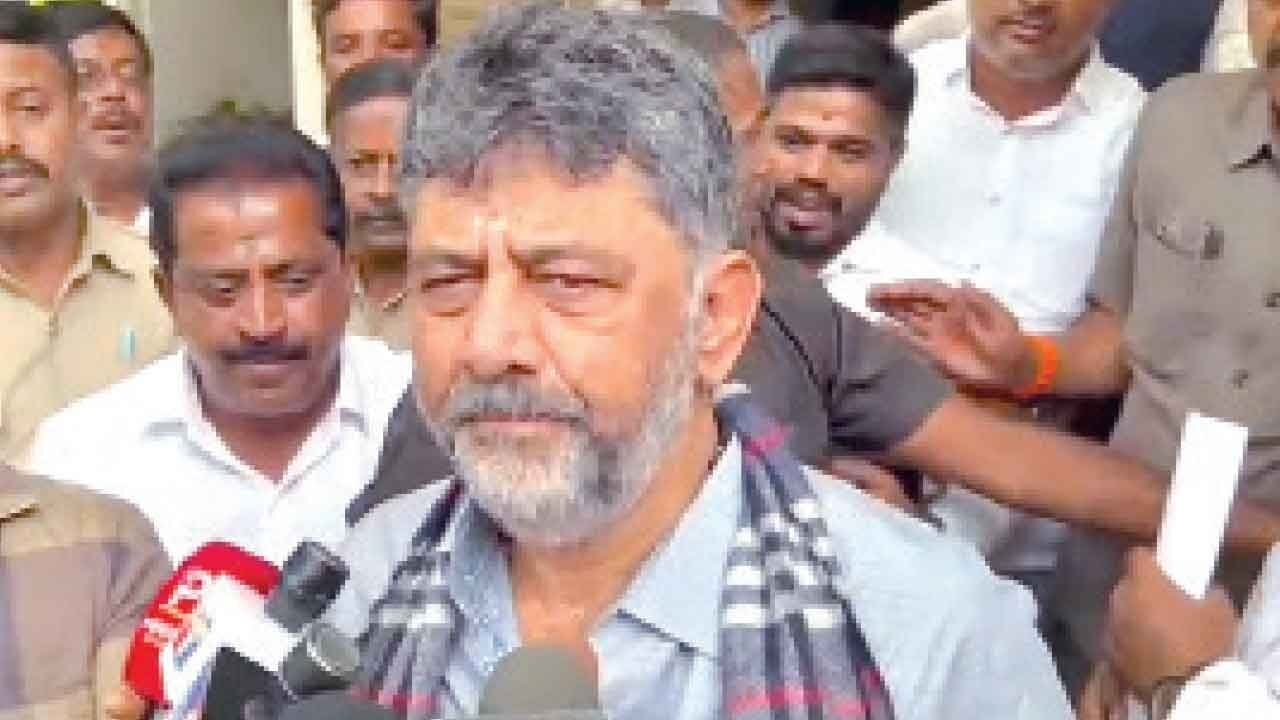 HDK can neither win nor form government, asserts Shivakumar