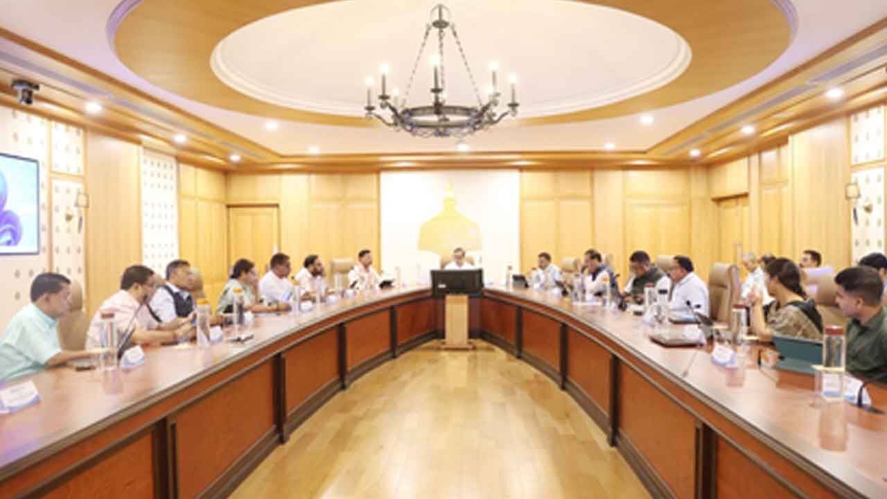 CM Himanta Biswa Sarma announces Shradhanjali scheme for Assam's migrant workers