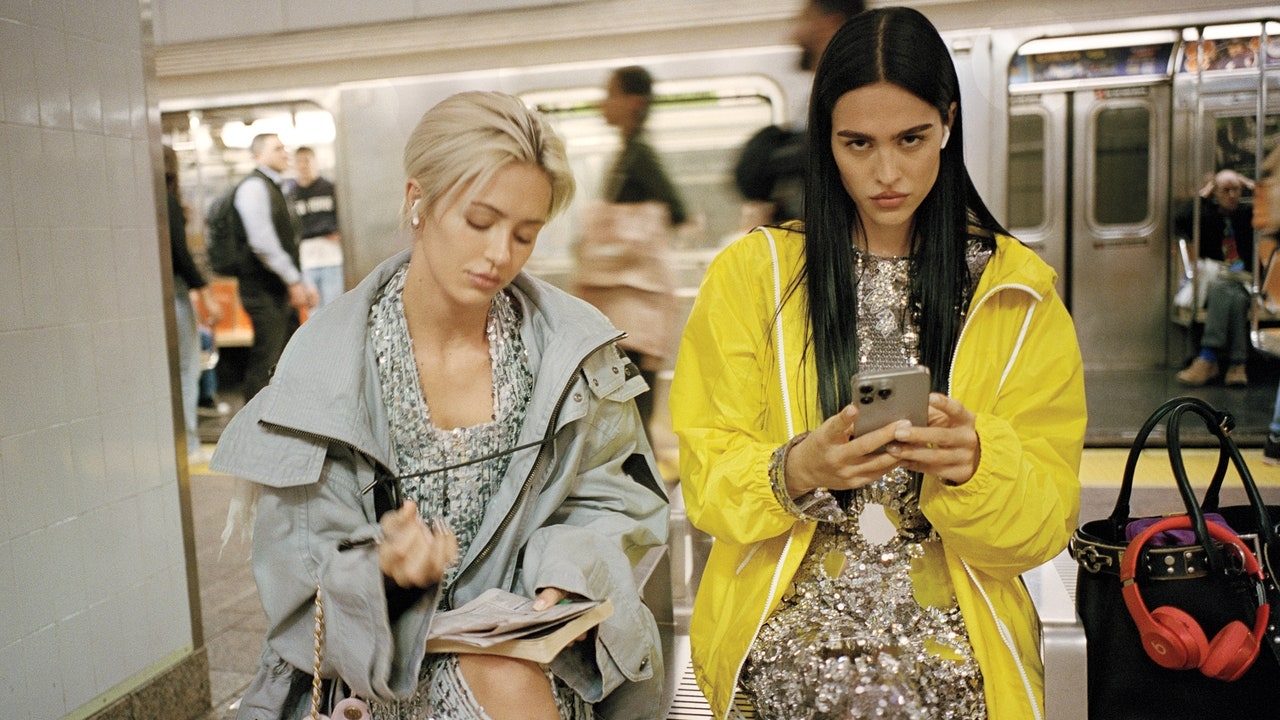 This Stupidly Simple Trick Helped Me Reduce My Screen Time by a Third