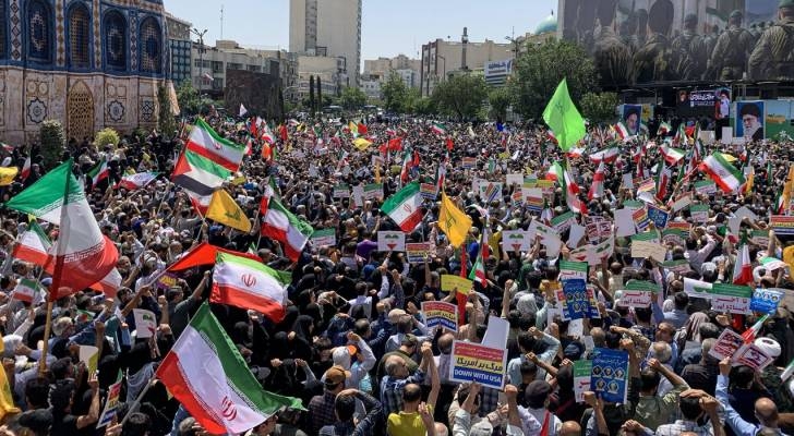 Thousands rally in Tehran after Friday prayers to denounce 'Israeli' attacks