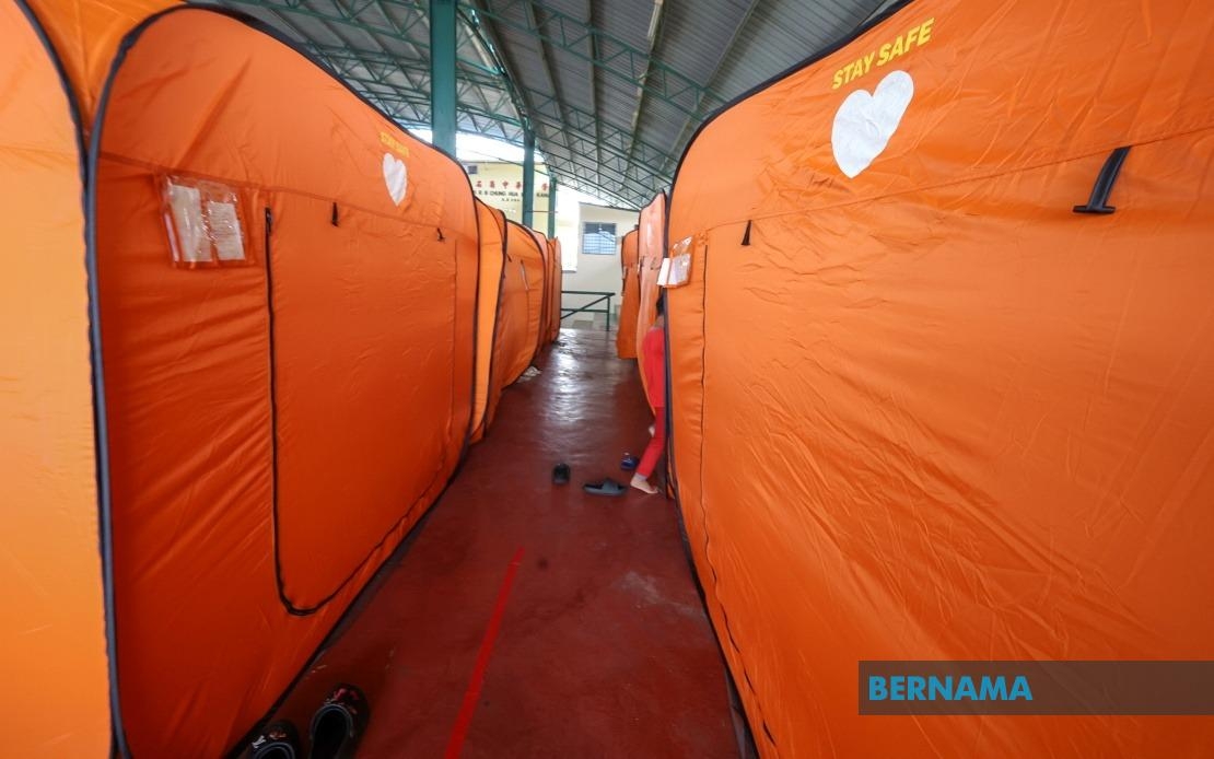 Taman Bukit Kemuning Flood: 61 Still At Relief Centre