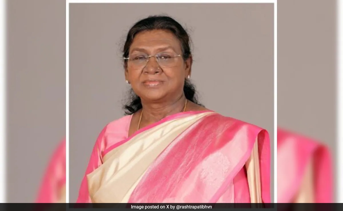 "She Inspires Crores": PM Modi Extends Birthday Wishes To President Murmu
