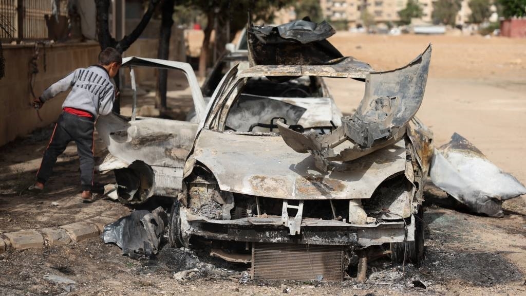 Israel attacks Syria in 'clear message' to protect Druze community